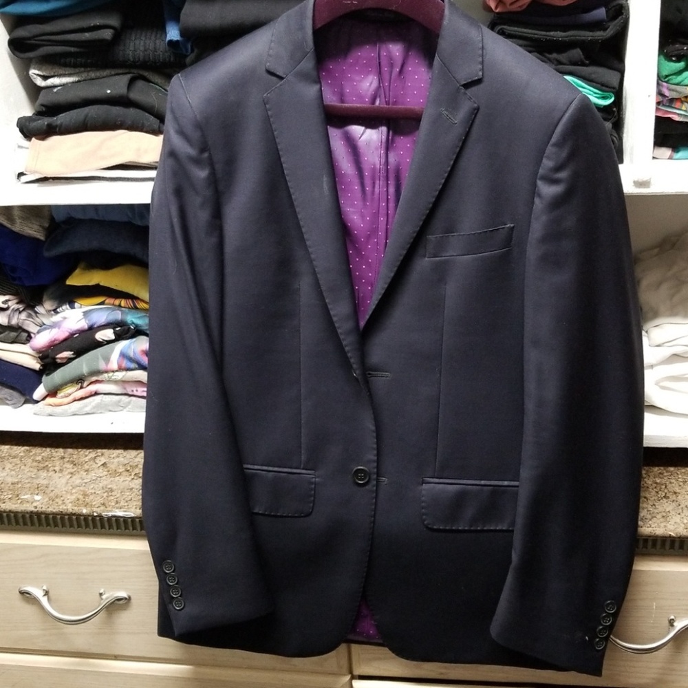Mens beautiful Navy blazer. Made in Italy. Size 36